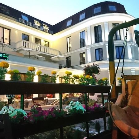Spa Hotel Karakas Szuhumi Kültér fotó