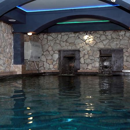 Spa Hotel Karakas Szuhumi Kültér fotó