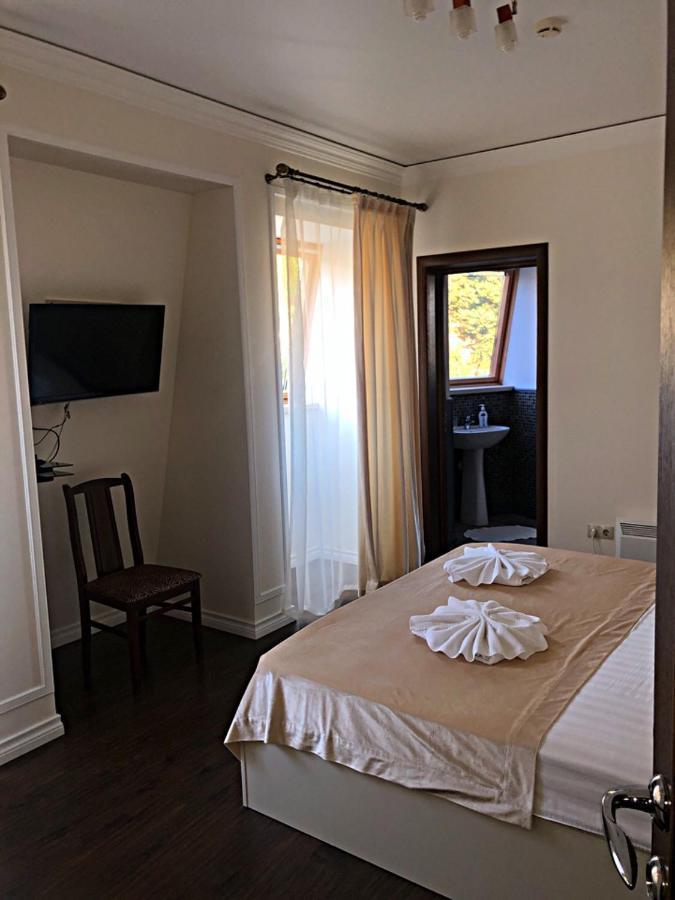 Spa Hotel Karakas Szuhumi Kültér fotó