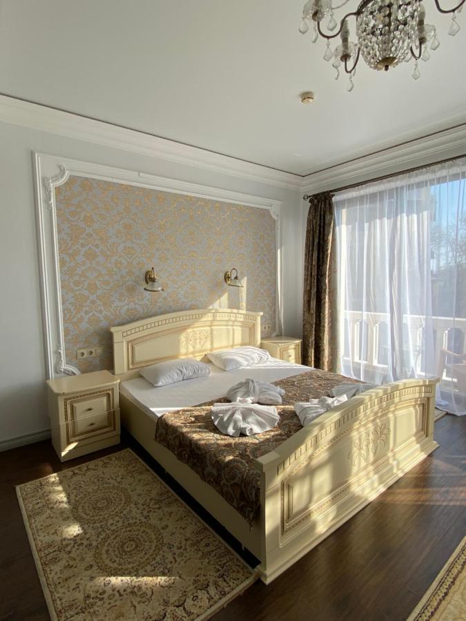 Spa Hotel Karakas Szuhumi Kültér fotó