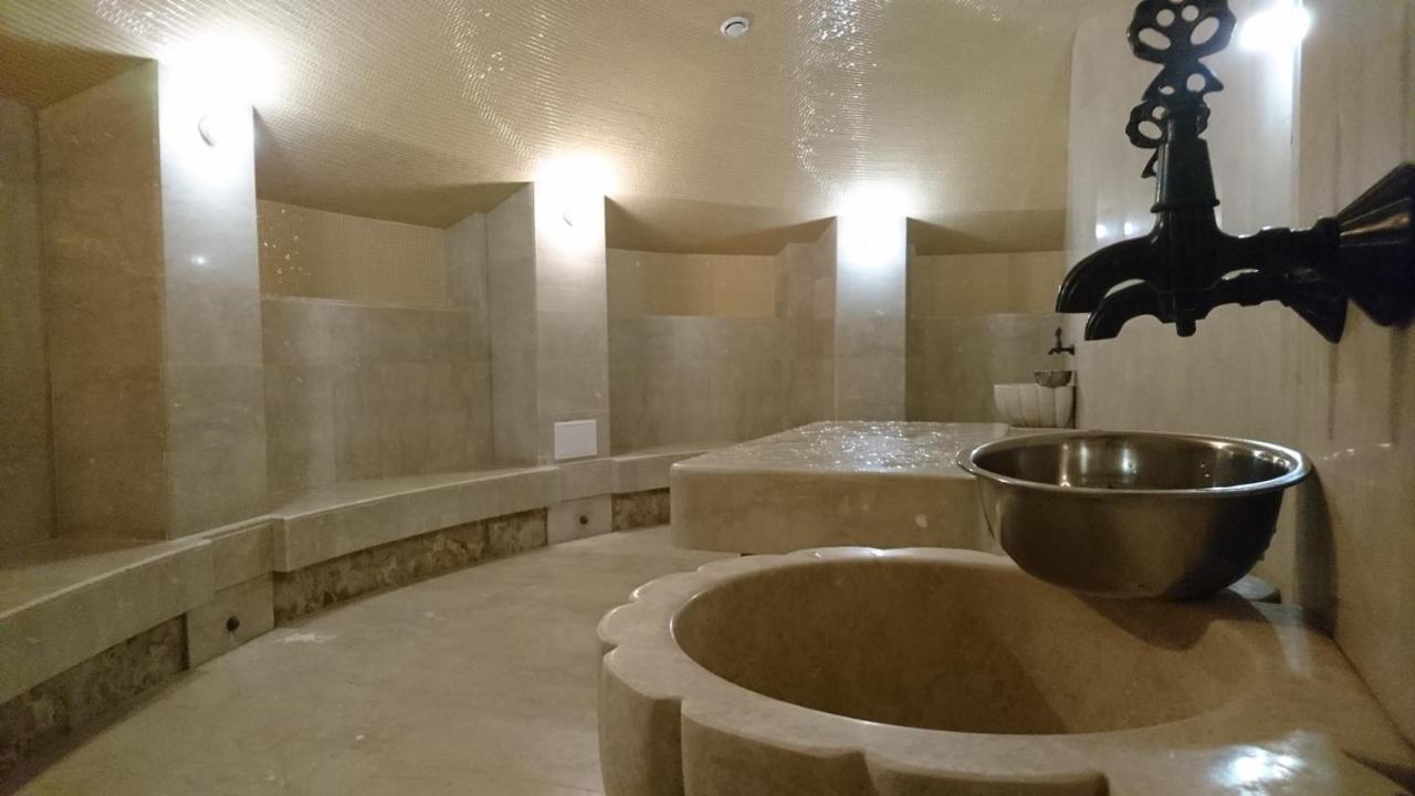Spa Hotel Karakas Szuhumi Kültér fotó