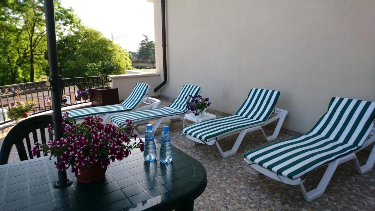 Spa Hotel Karakas Szuhumi Kültér fotó