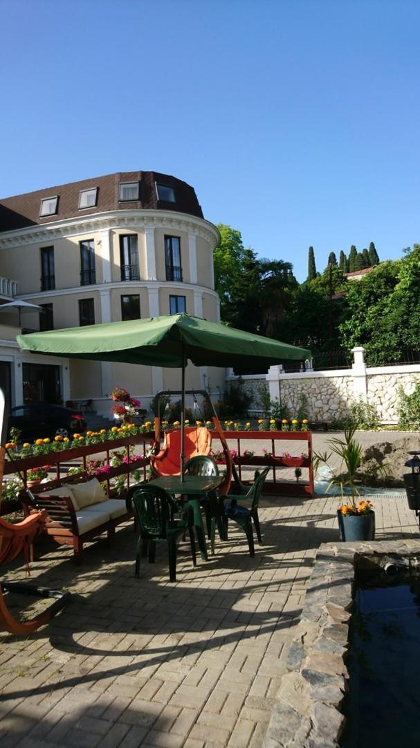 Spa Hotel Karakas Szuhumi Kültér fotó