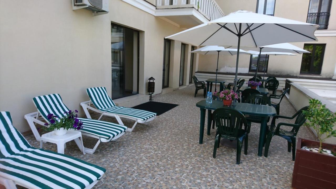Spa Hotel Karakas Szuhumi Kültér fotó